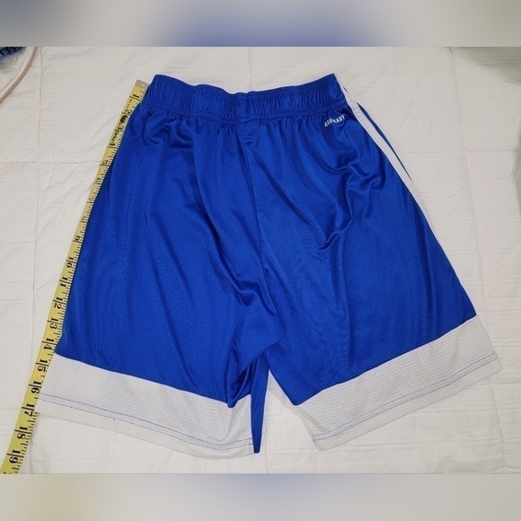 Adidas Athletic Shorts Boys Small - Picture 2 of 4